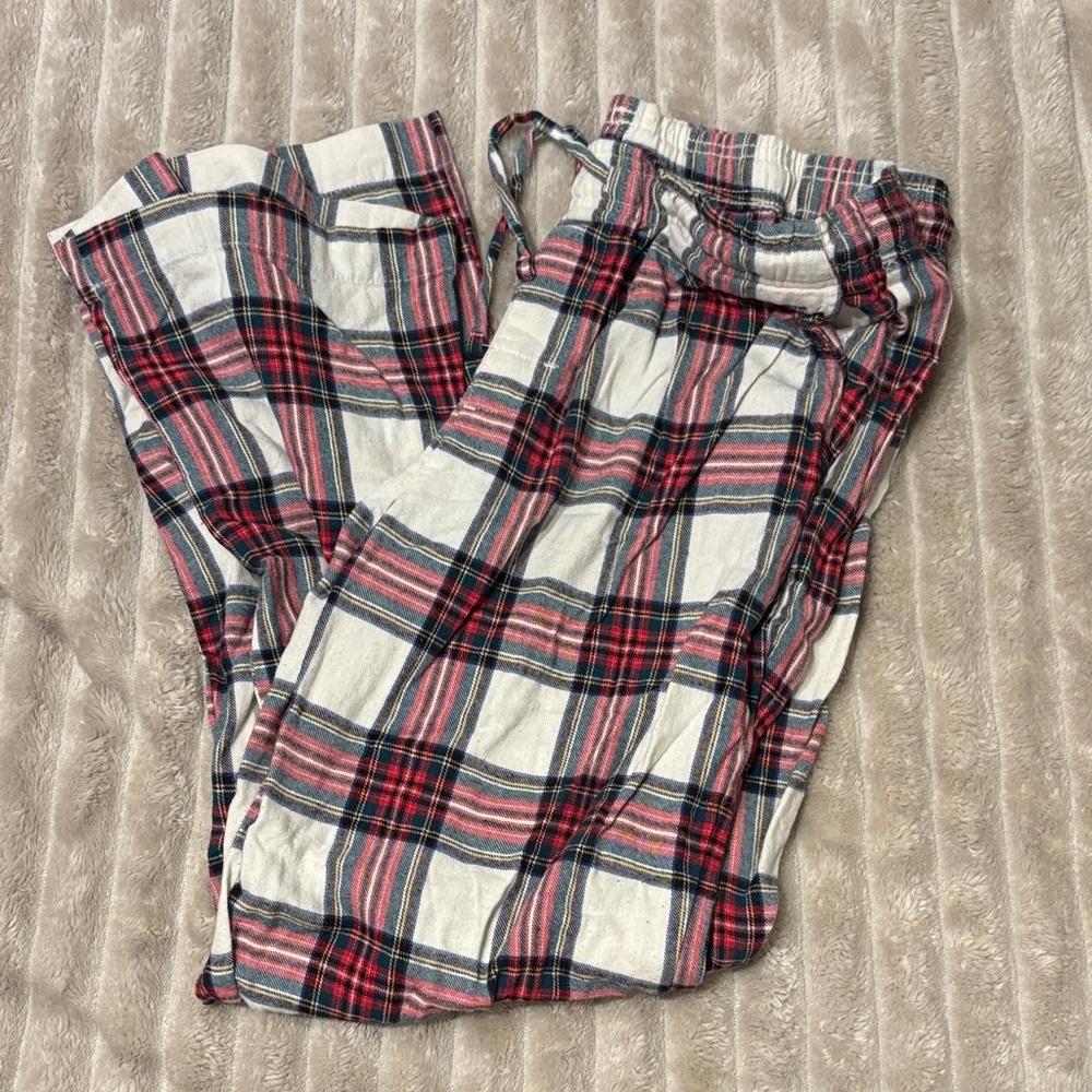 GAP | Women’s Plaid Pajamas